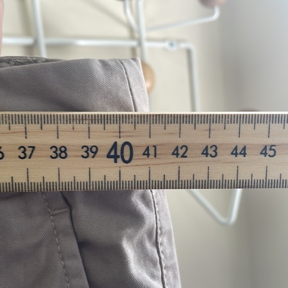 Everlane - Slim Khaki Pants - Light Brown - 32x32 - Picture 11 of 13